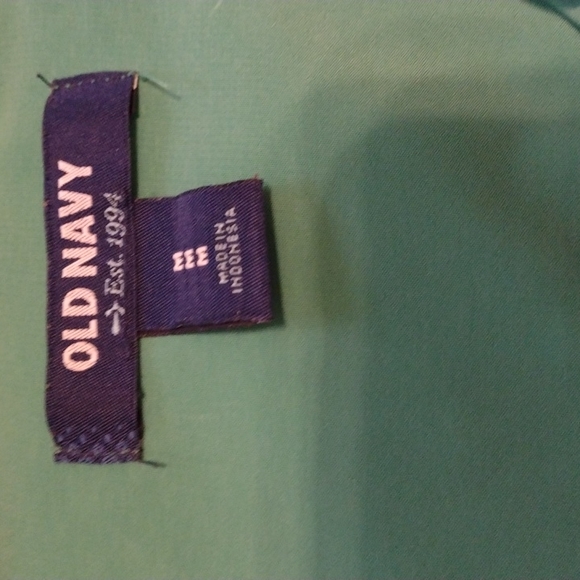 Silky Green Old Navy Blouse in Medium - Picture 2 of 2